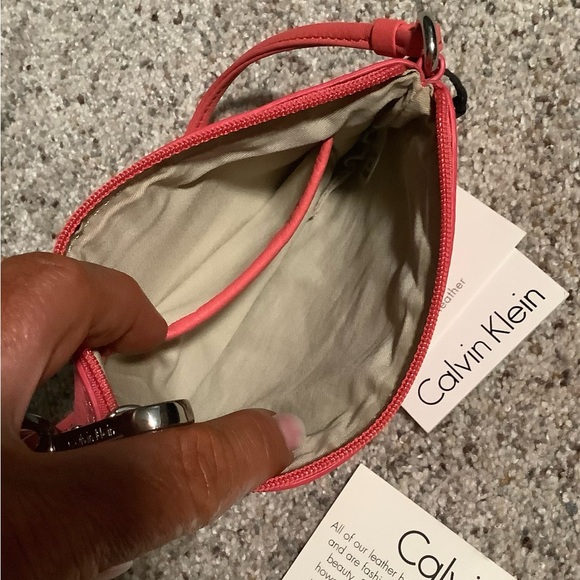 Calvin Klein, Sm. Coral & Silver Leather wristlet. Never been used! NWT - Picture 4 of 10